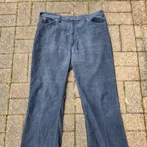 Vintage Levis 517 corduroy Navy Bootcut, Made In Usa Size 38x34 Actual 36x31